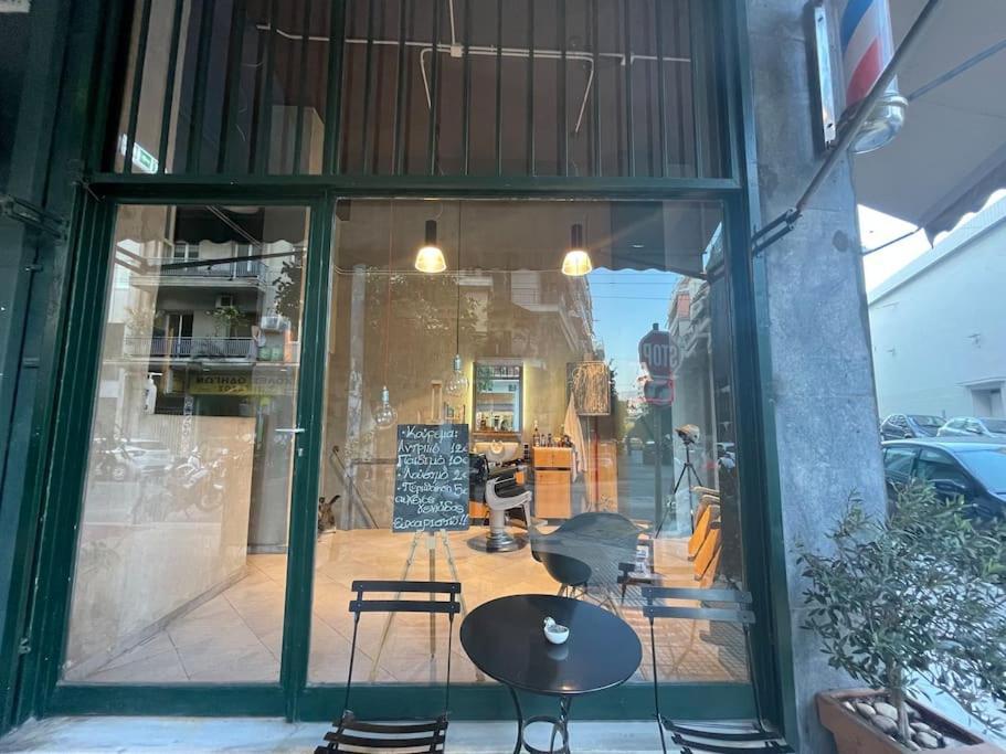 Stone Inn Near Acropolis & Metro 石头记 Felsenhohle アテネ エクステリア 写真